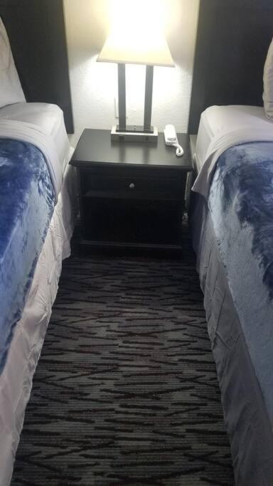 Hotel 2 Queen Beds Hotel Room 135 Booking Stillwater Zewnętrze zdjęcie